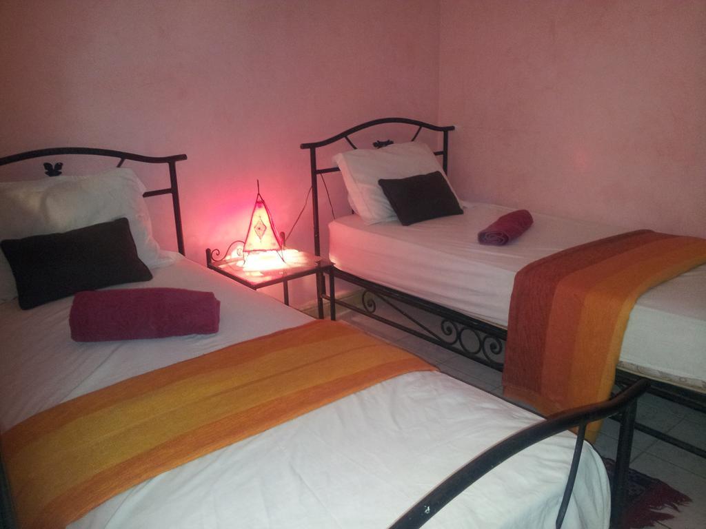 Riad Les Portes De La Medina 마라케시 객실 사진