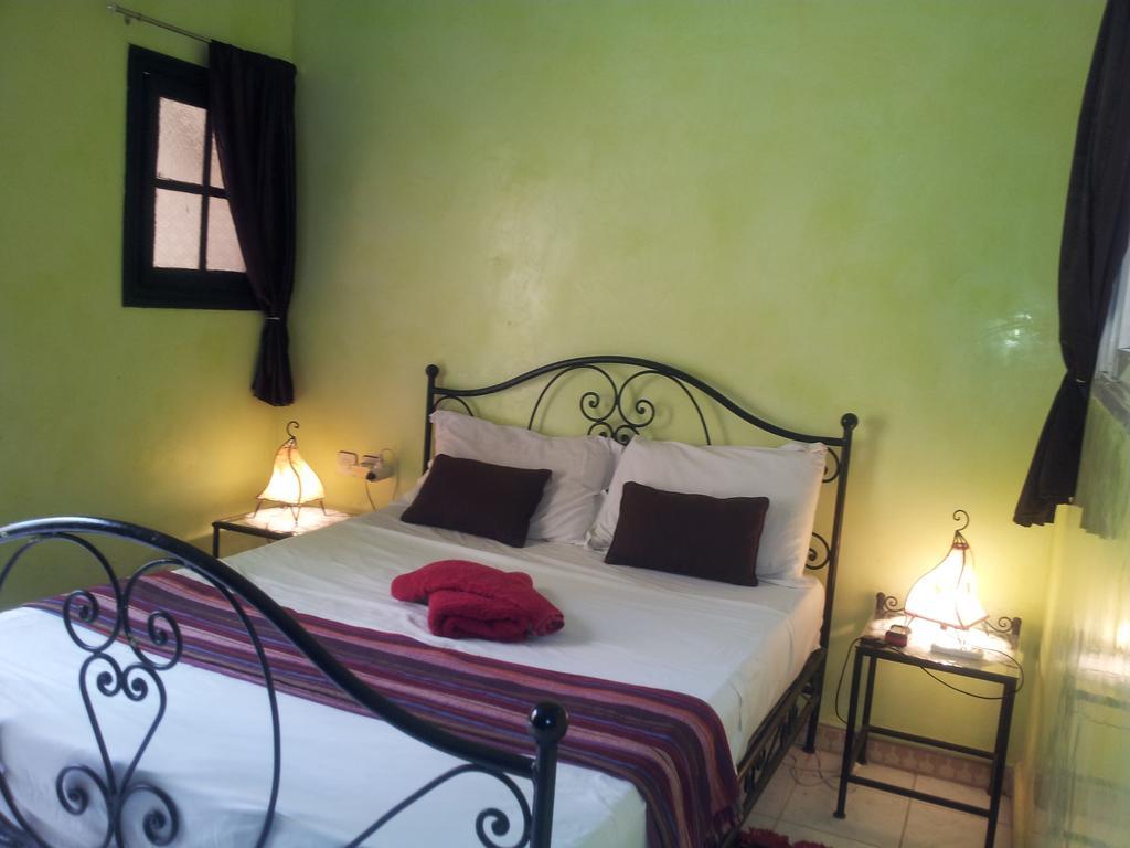 Riad Les Portes De La Medina 마라케시 객실 사진